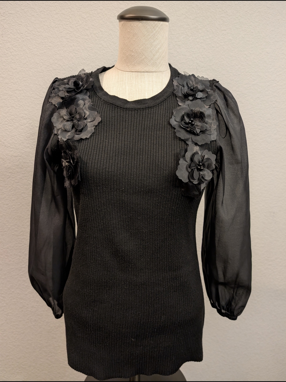 Black Sz L Knit w/ Sheer Sleeves Floral Appliqué Whimsy Goth Sweater Top